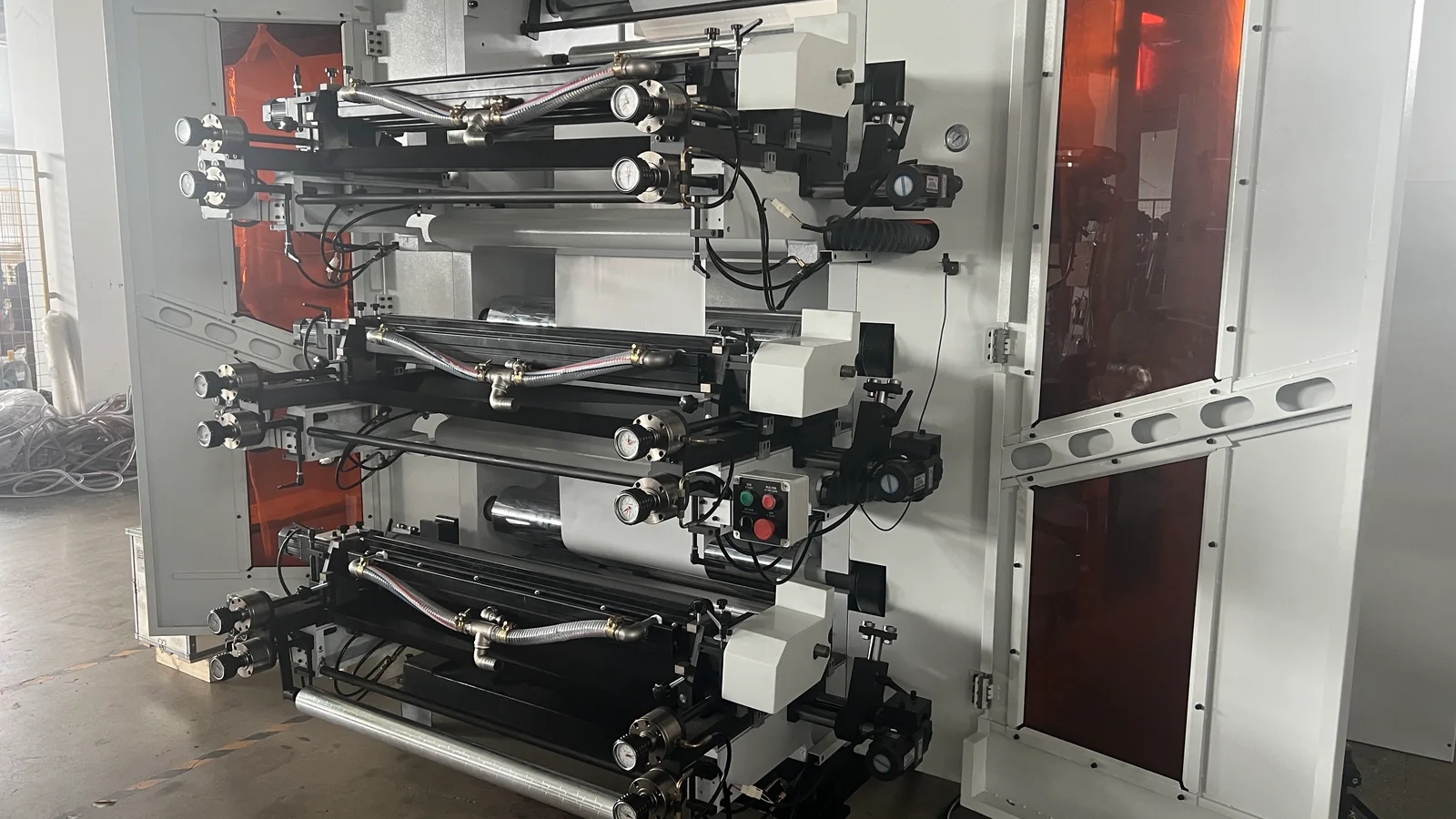 YTB-A 61000 Six-Color Stack Flexo Printing Machine — detail view 1